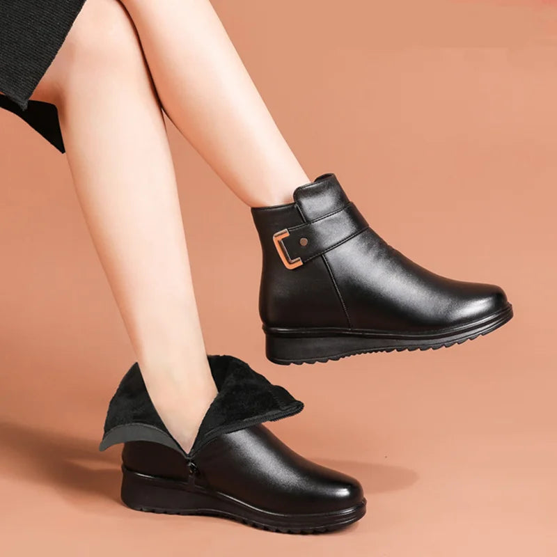 Liora | Elegant Cosy Leather Boots